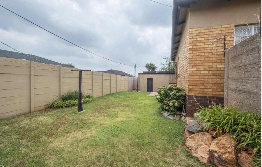3 Bedroom Property for Sale in Primrose Hill Gauteng