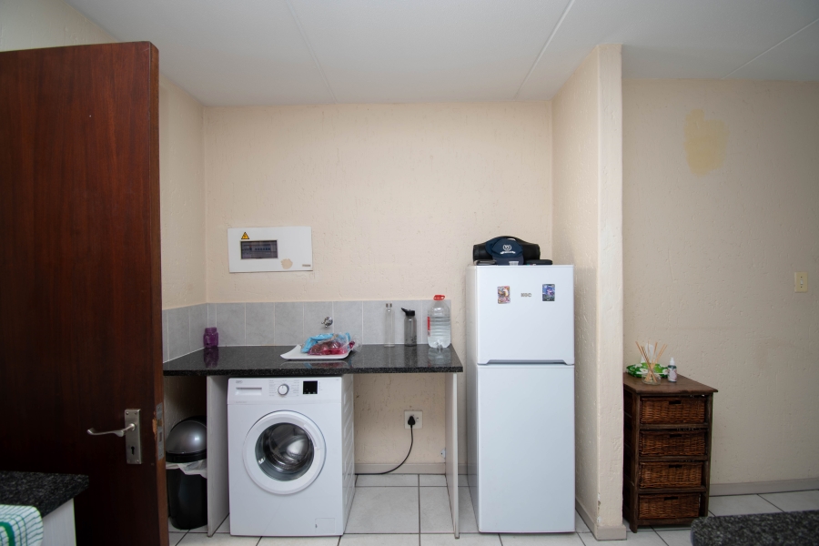 To Let 1 Bedroom Property for Rent in Ferndale Gauteng