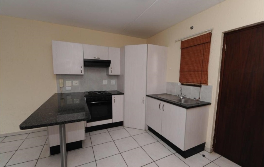To Let 1 Bedroom Property for Rent in Ferndale Gauteng