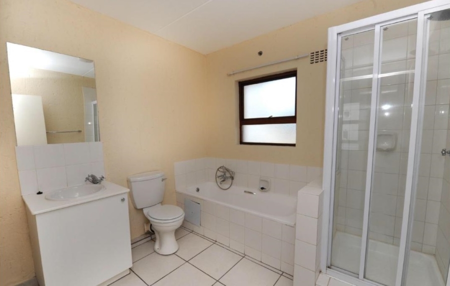 To Let 1 Bedroom Property for Rent in Ferndale Gauteng