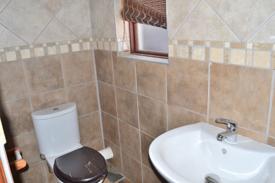 3 Bedroom Property for Sale in Thatchfield Estate Gauteng
