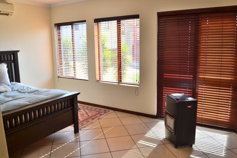 3 Bedroom Property for Sale in Thatchfield Estate Gauteng