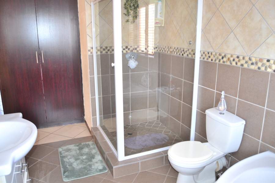 3 Bedroom Property for Sale in Thatchfield Estate Gauteng
