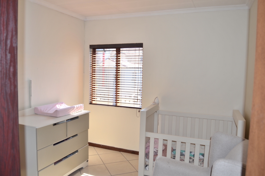 3 Bedroom Property for Sale in Thatchfield Estate Gauteng