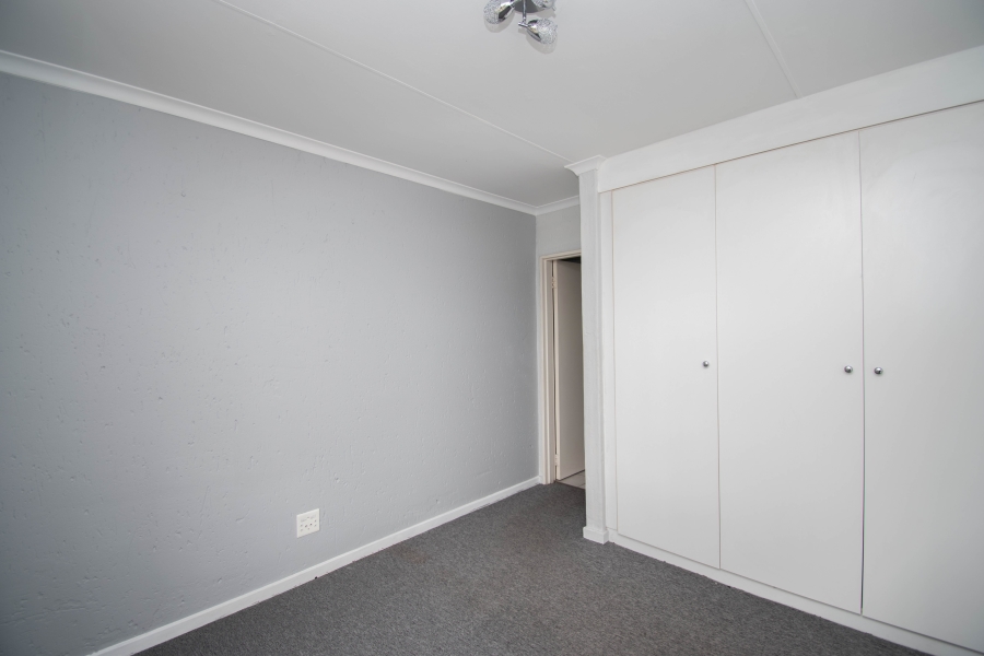 To Let 1 Bedroom Property for Rent in Ferndale Gauteng