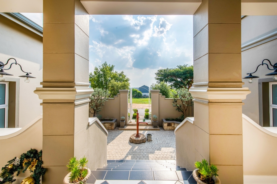 4 Bedroom Property for Sale in Waterfall Country Estate Gauteng