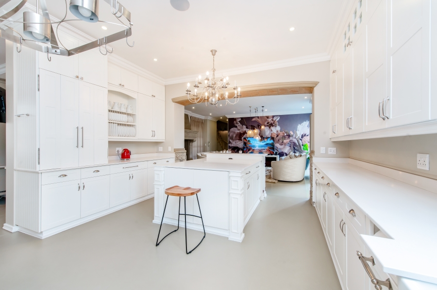 4 Bedroom Property for Sale in Waterfall Country Estate Gauteng