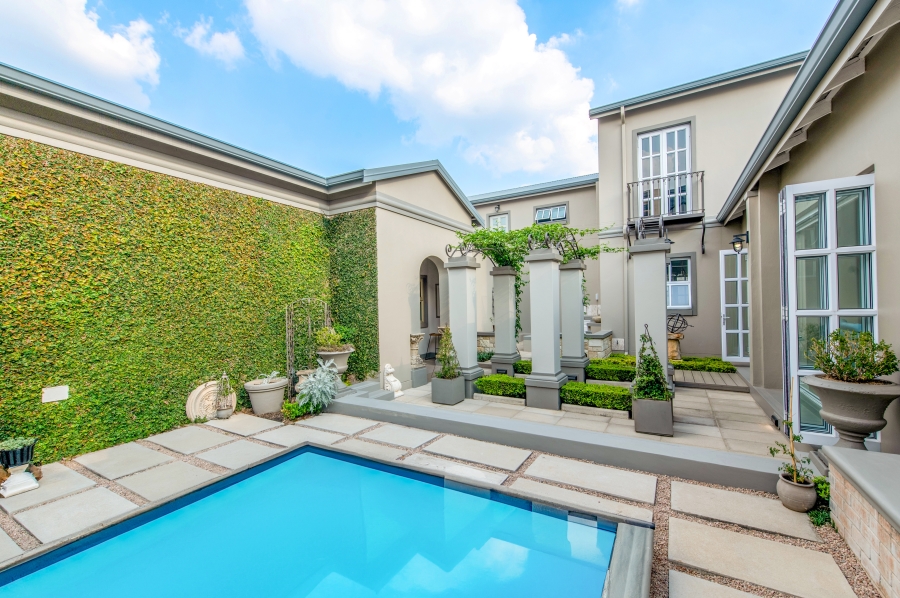 4 Bedroom Property for Sale in Waterfall Country Estate Gauteng
