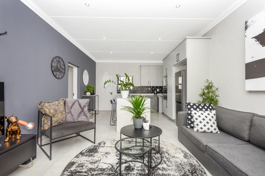 To Let 2 Bedroom Property for Rent in Bryanston Gauteng
