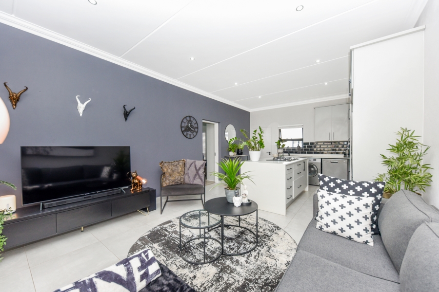 To Let 2 Bedroom Property for Rent in Bryanston Gauteng
