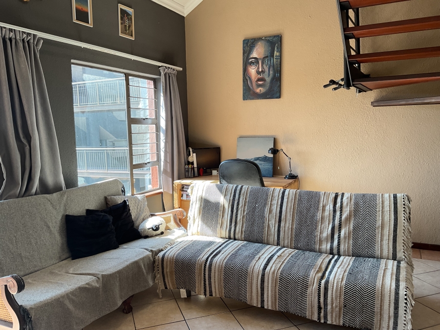 1 Bedroom Property for Sale in Hatfield Gauteng
