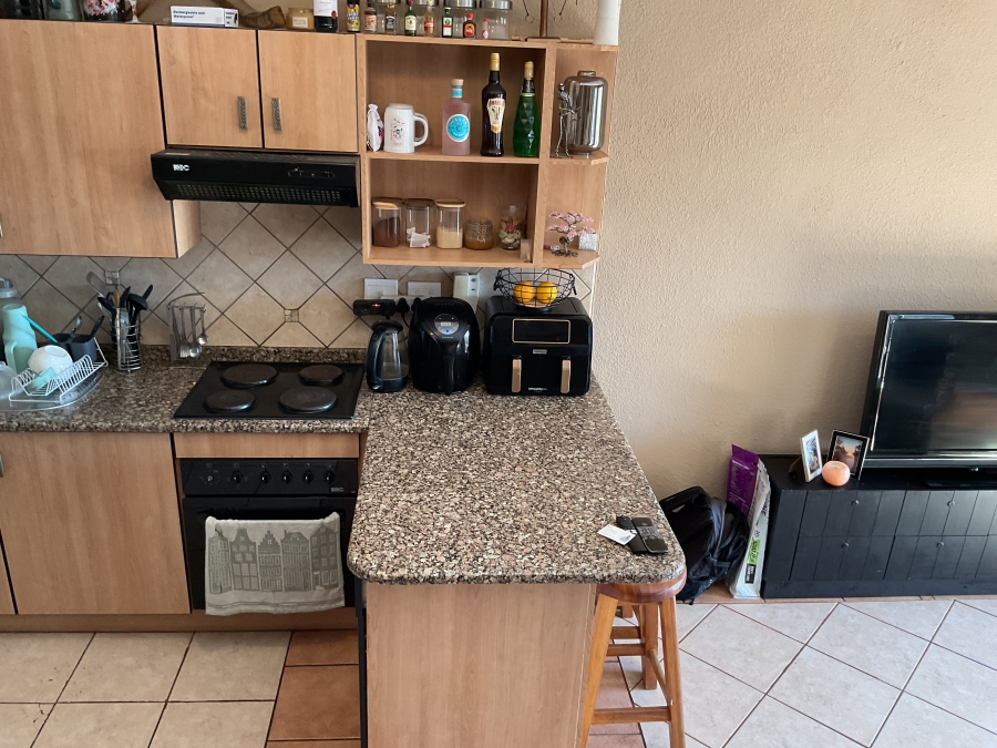 1 Bedroom Property for Sale in Hatfield Gauteng