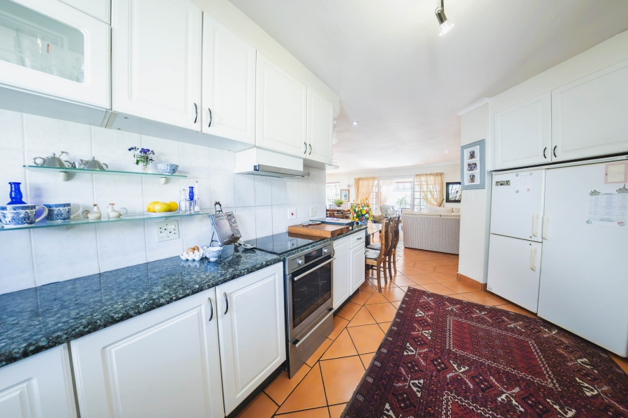 3 Bedroom Property for Sale in Eldoraigne Gauteng