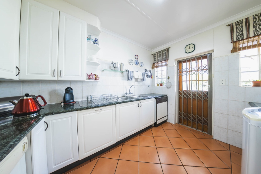 3 Bedroom Property for Sale in Eldoraigne Gauteng