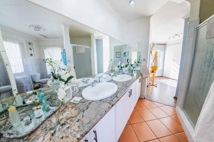 3 Bedroom Property for Sale in Eldoraigne Gauteng