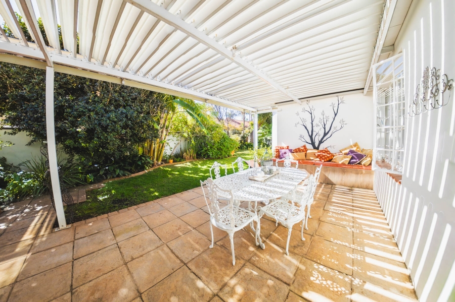 3 Bedroom Property for Sale in Eldoraigne Gauteng