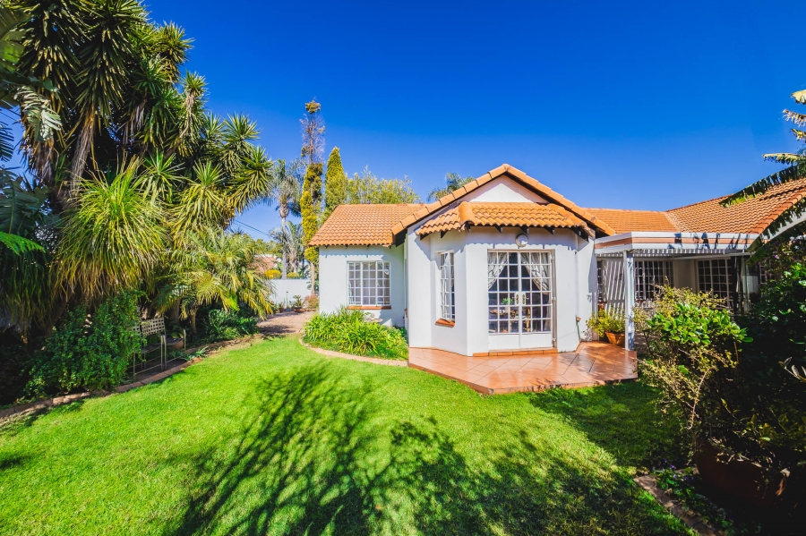 3 Bedroom Property for Sale in Eldoraigne Gauteng