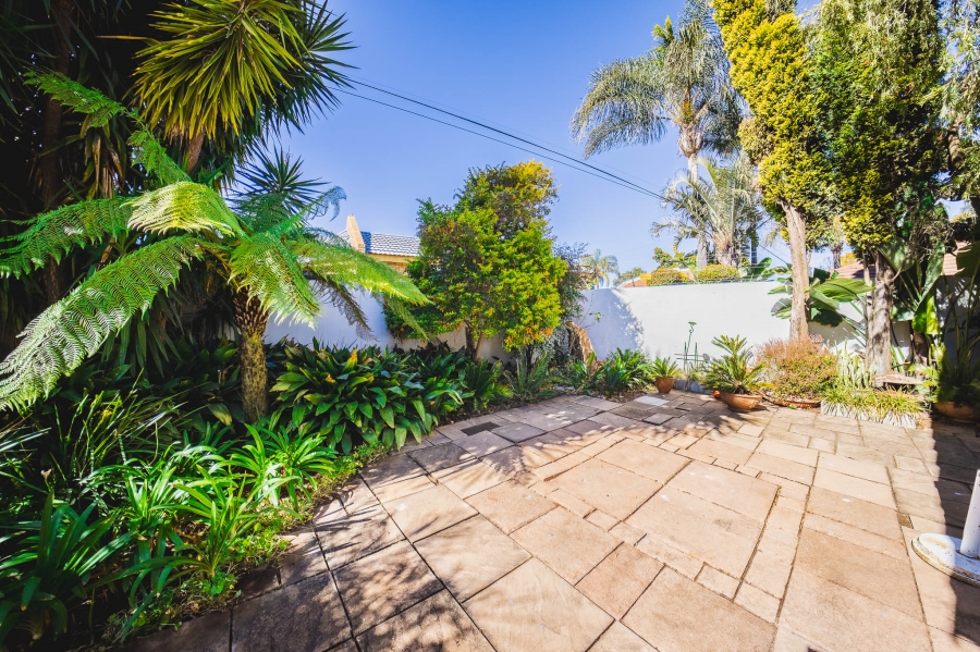 3 Bedroom Property for Sale in Eldoraigne Gauteng