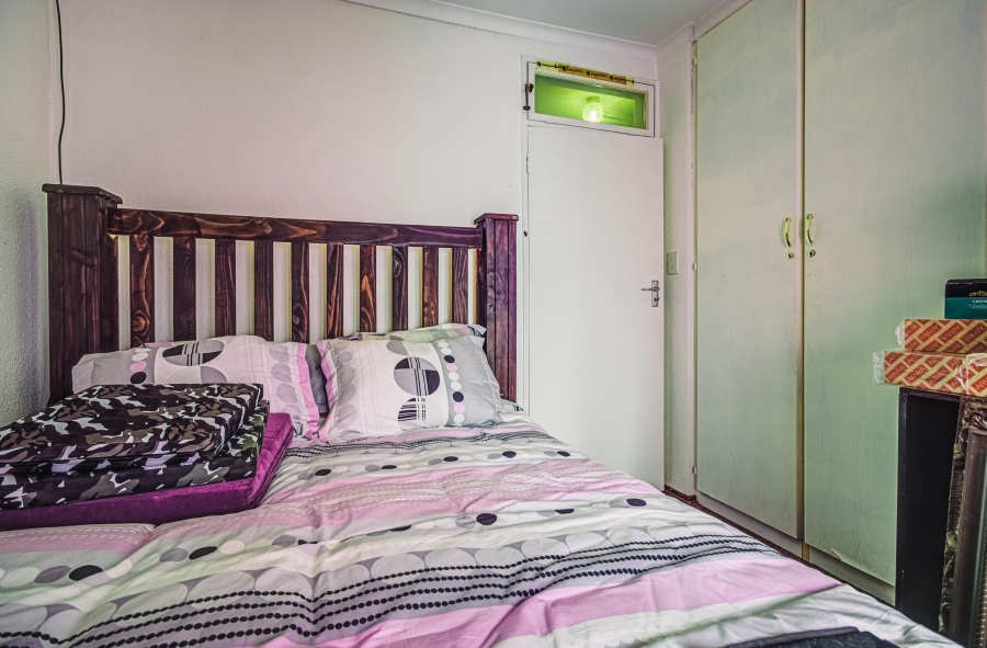 6 Bedroom Property for Sale in Van Riebeeck Park Gauteng