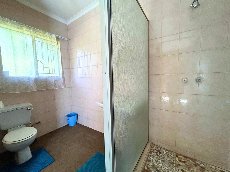 6 Bedroom Property for Sale in Hennopspark Gauteng