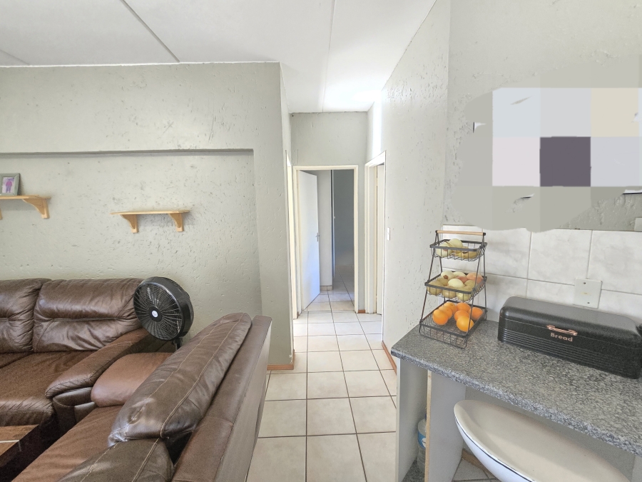 2 Bedroom Property for Sale in Wilgeheuwel Gauteng