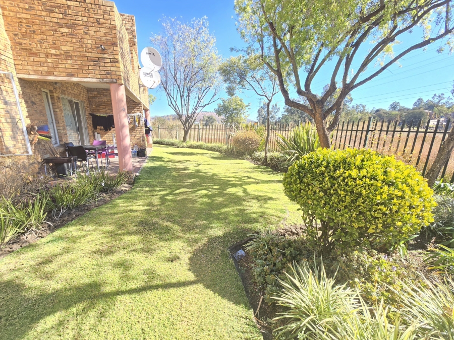 2 Bedroom Property for Sale in Wilgeheuwel Gauteng