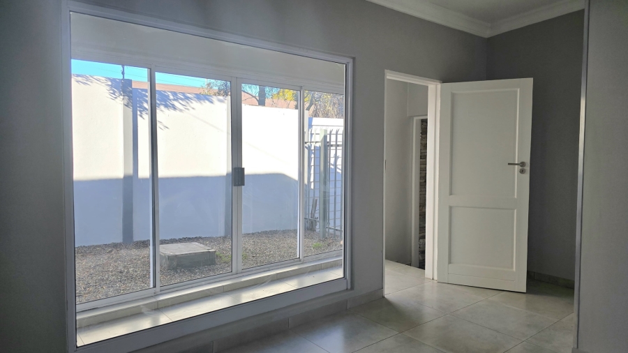 To Let commercial Property for Rent in Lyttelton Manor Gauteng