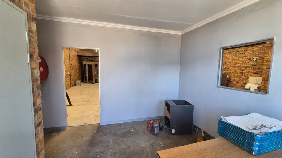 To Let commercial Property for Rent in N4 Gateway Industrial Park Gauteng