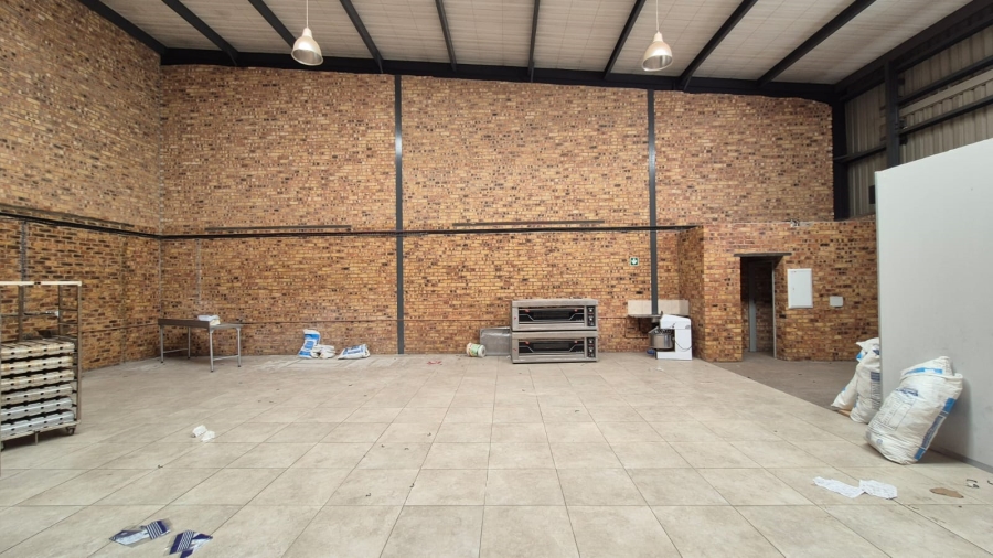 To Let commercial Property for Rent in N4 Gateway Industrial Park Gauteng