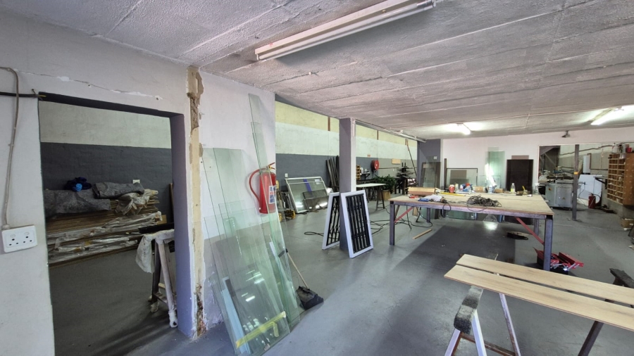 To Let commercial Property for Rent in Silvertondale Gauteng