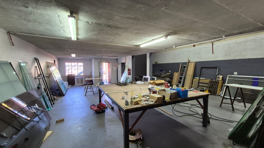 To Let commercial Property for Rent in Silvertondale Gauteng