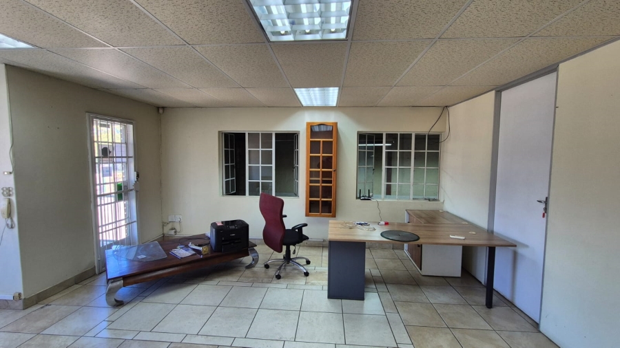 To Let commercial Property for Rent in Silvertondale Gauteng