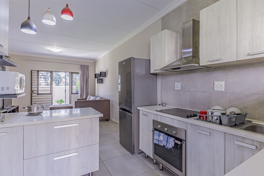 2 Bedroom Property for Sale in Broadacres Gauteng