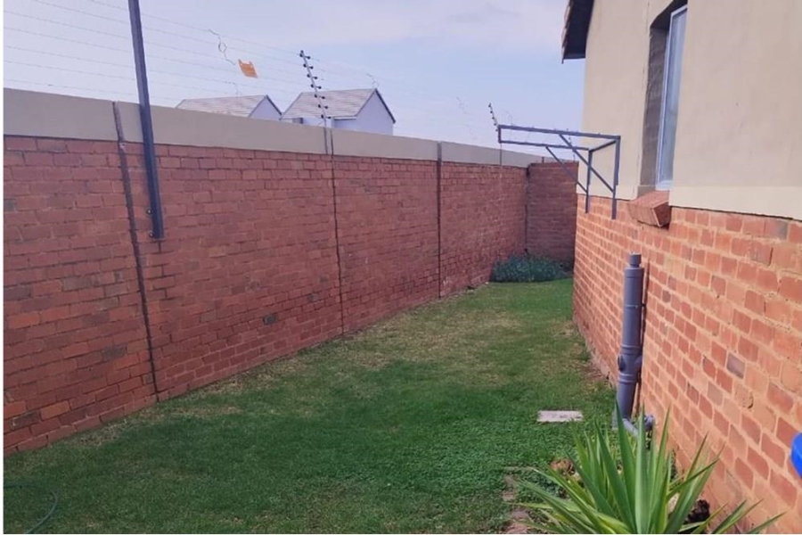 To Let 3 Bedroom Property for Rent in Montana Gauteng