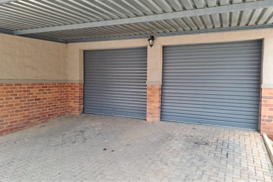 2 Bedroom Property for Sale in Montana Gauteng