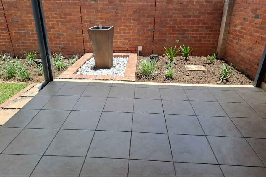 2 Bedroom Property for Sale in Montana Gauteng