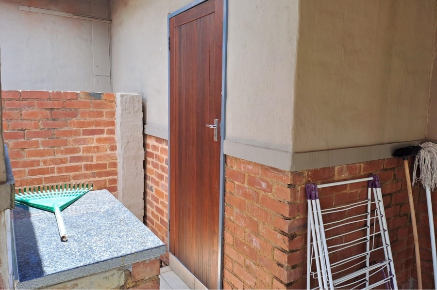 2 Bedroom Property for Sale in Montana Gauteng