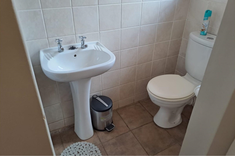 2 Bedroom Property for Sale in Montana Gauteng