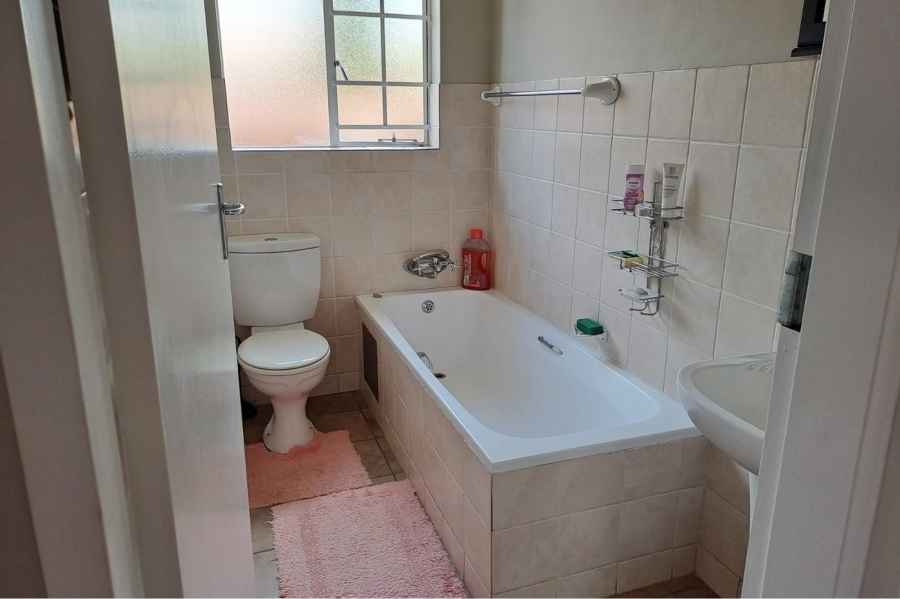 2 Bedroom Property for Sale in Montana Gauteng