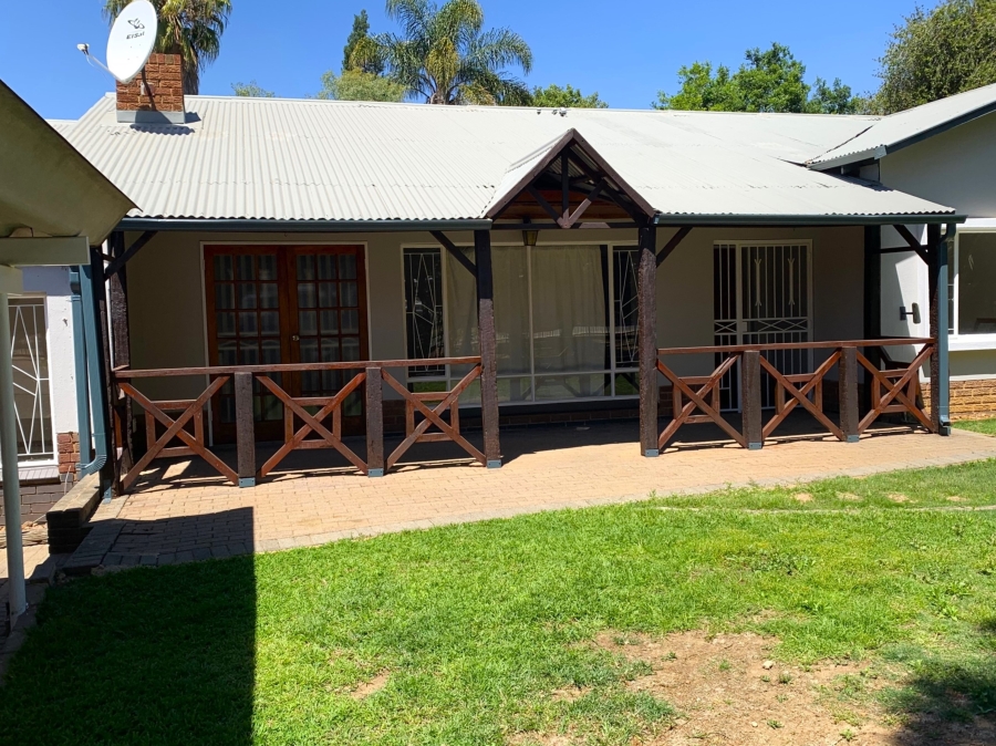 5 Bedroom Property for Sale in Hazelwood Gauteng