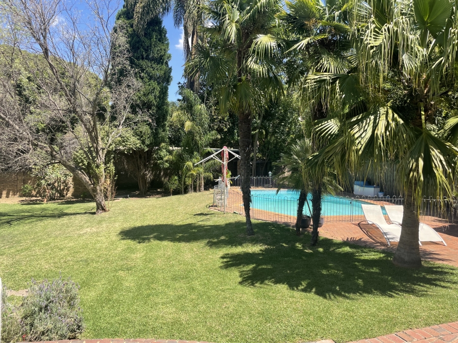 5 Bedroom Property for Sale in Hazelwood Gauteng
