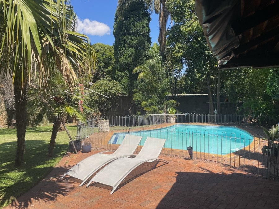 5 Bedroom Property for Sale in Hazelwood Gauteng