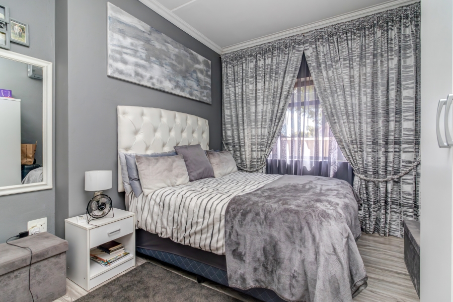 3 Bedroom Property for Sale in Broadacres Gauteng