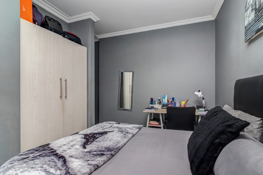 3 Bedroom Property for Sale in Broadacres Gauteng