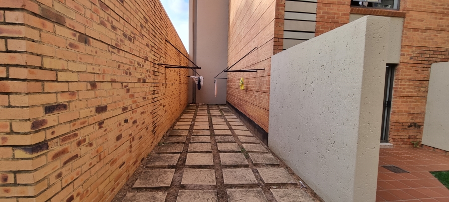 1 Bedroom Property for Sale in Hatfield Gauteng