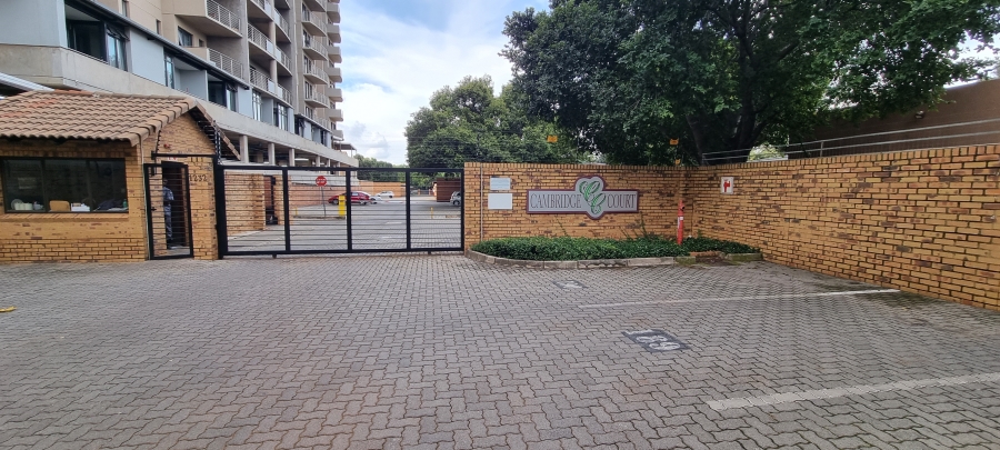 1 Bedroom Property for Sale in Hatfield Gauteng
