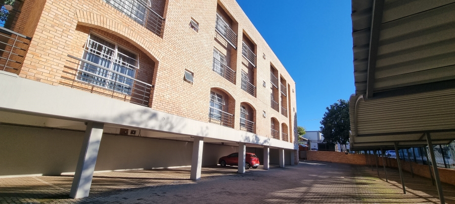 1 Bedroom Property for Sale in Hillcrest Gauteng