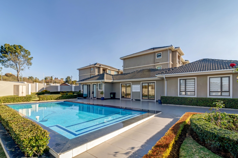 3 Bedroom Property for Sale in Broadacres Gauteng