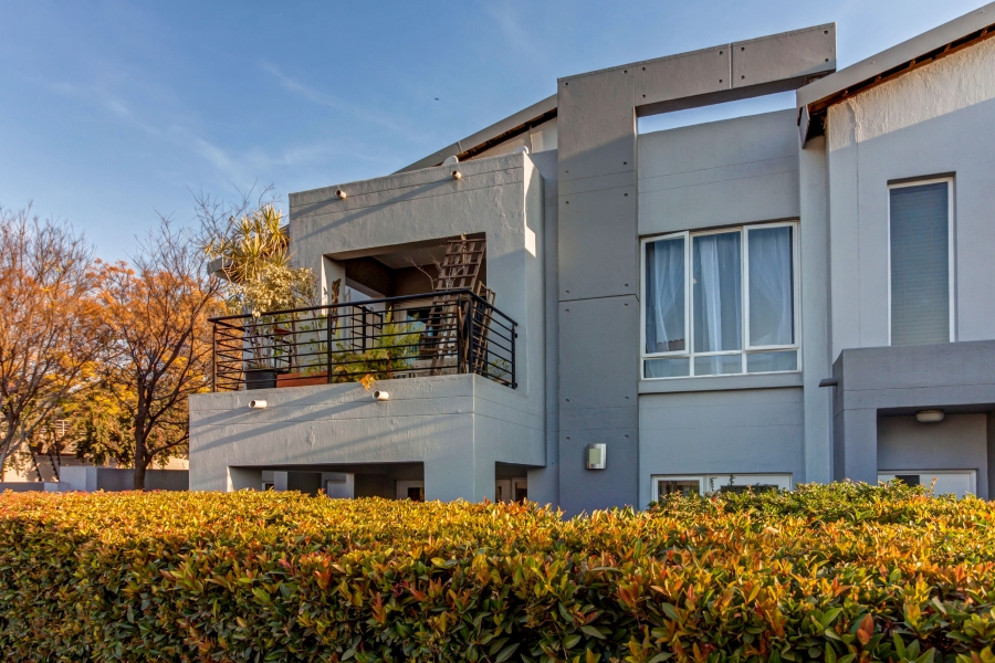 2 Bedroom Property for Sale in Broadacres Gauteng