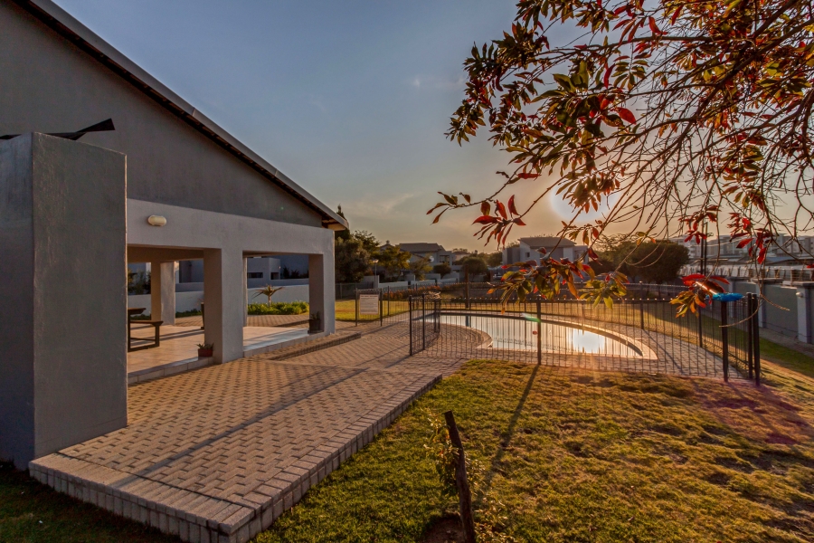 2 Bedroom Property for Sale in Broadacres Gauteng